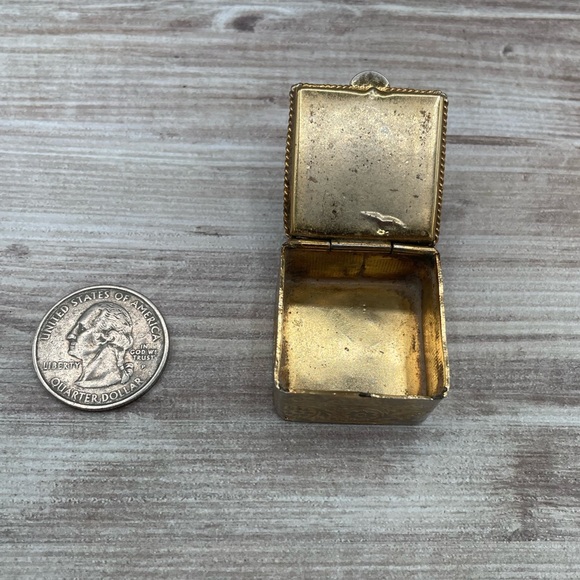 Micromosaic Tesserae Millefiori Pill Box, VINTAGE - Picture 3 of 3